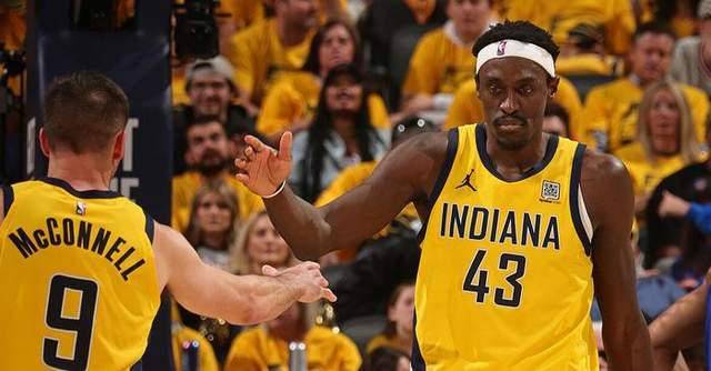 关于西亚卡姆重要时刻锐不可当，曼联带队取胜！的信息